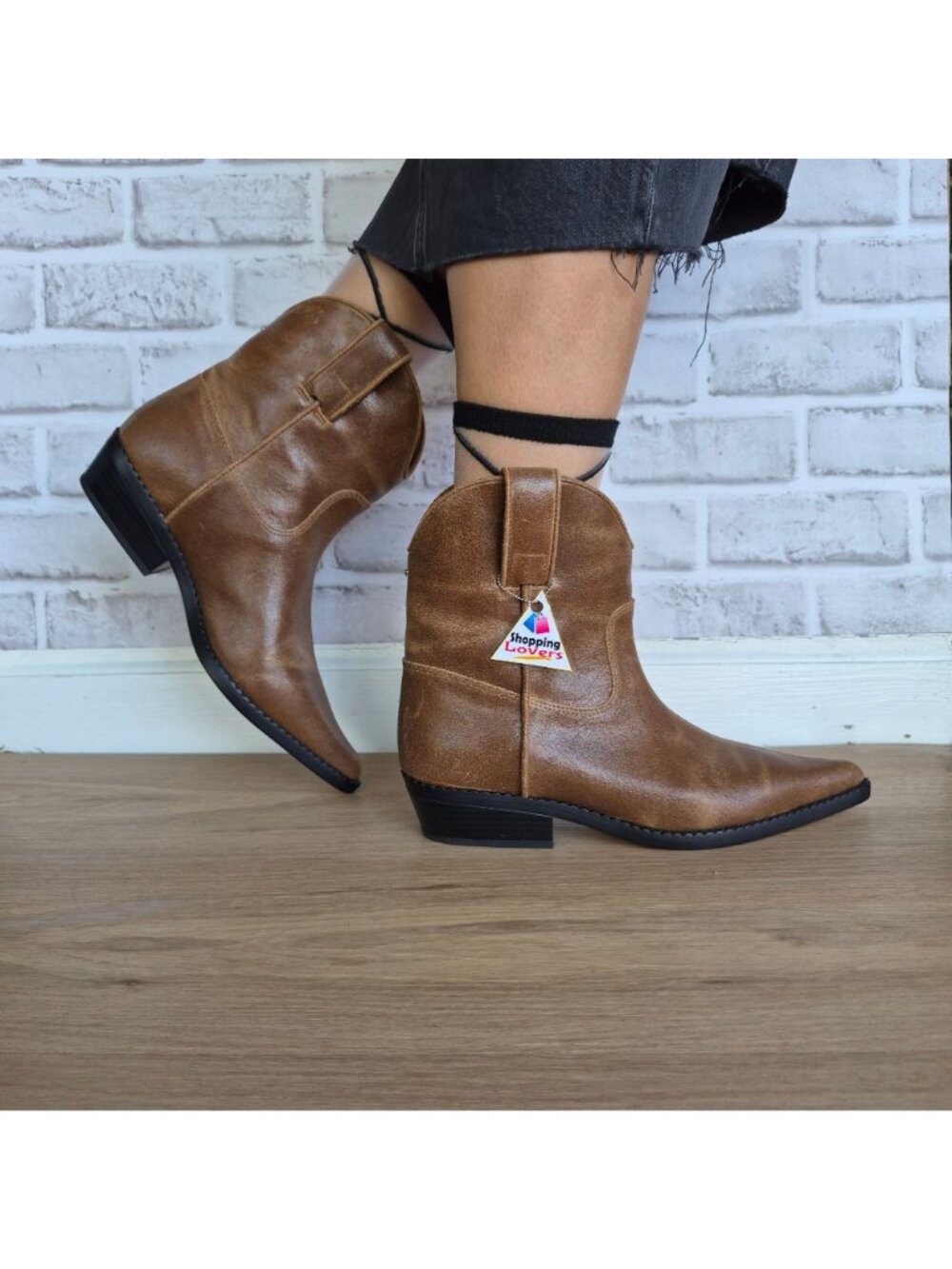 Michael Kors Noemie Bootie Distressed Leather Western Ankle Boots Womens 7.5M - Picture 2 of 10